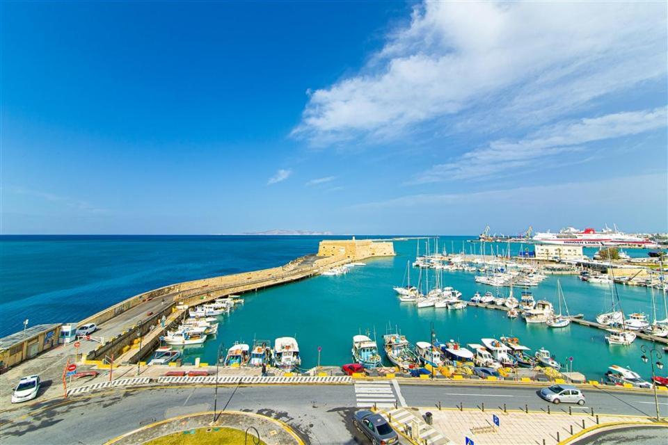 Casa Al Mare Sea View Heraklion City Center Bagian luar foto